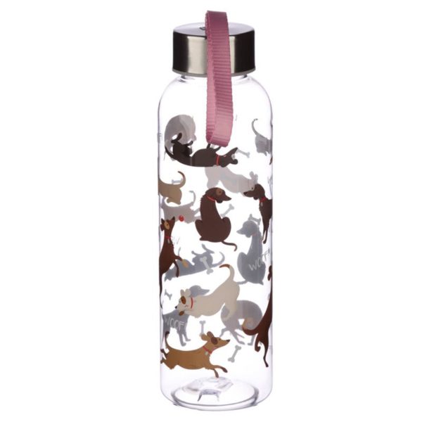 Een super handige waterfles, om mee te nemen naar school, naar het werk of naar de sportschool! Deze fles is transparant met een print van diverse honden in meerdere kleuren en de opdruk Woof! De fles heeft een metalen dop. Gemaakt van kunststof, metaal en nylon. Afmetingen: 6 cm breed en 21 cm hoog. Inhoud fles: 500 ml. De dop is van metaal en de fles wordt geleverd met een nylon riempje.