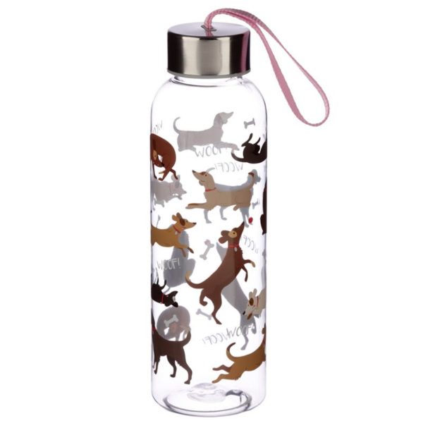 Een super handige waterfles, om mee te nemen naar school, naar het werk of naar de sportschool! Deze fles is transparant met een print van diverse honden in meerdere kleuren en de opdruk Woof! De fles heeft een metalen dop. Gemaakt van kunststof, metaal en nylon. Afmetingen: 6 cm breed en 21 cm hoog. Inhoud fles: 500 ml. De dop is van metaal en de fles wordt geleverd met een nylon riempje.