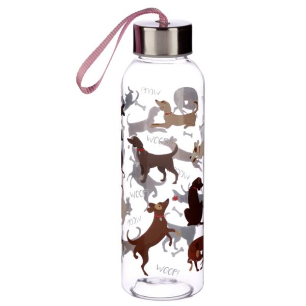 Een super handige waterfles, om mee te nemen naar school, naar het werk of naar de sportschool! Deze fles is transparant met een print van diverse honden in meerdere kleuren en de opdruk Woof! De fles heeft een metalen dop. Gemaakt van kunststof, metaal en nylon. Afmetingen: 6 cm breed en 21 cm hoog. Inhoud fles: 500 ml. De dop is van metaal en de fles wordt geleverd met een nylon riempje.