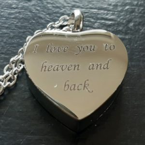 ashanger rvs hart met tekst i love you t heaven and back